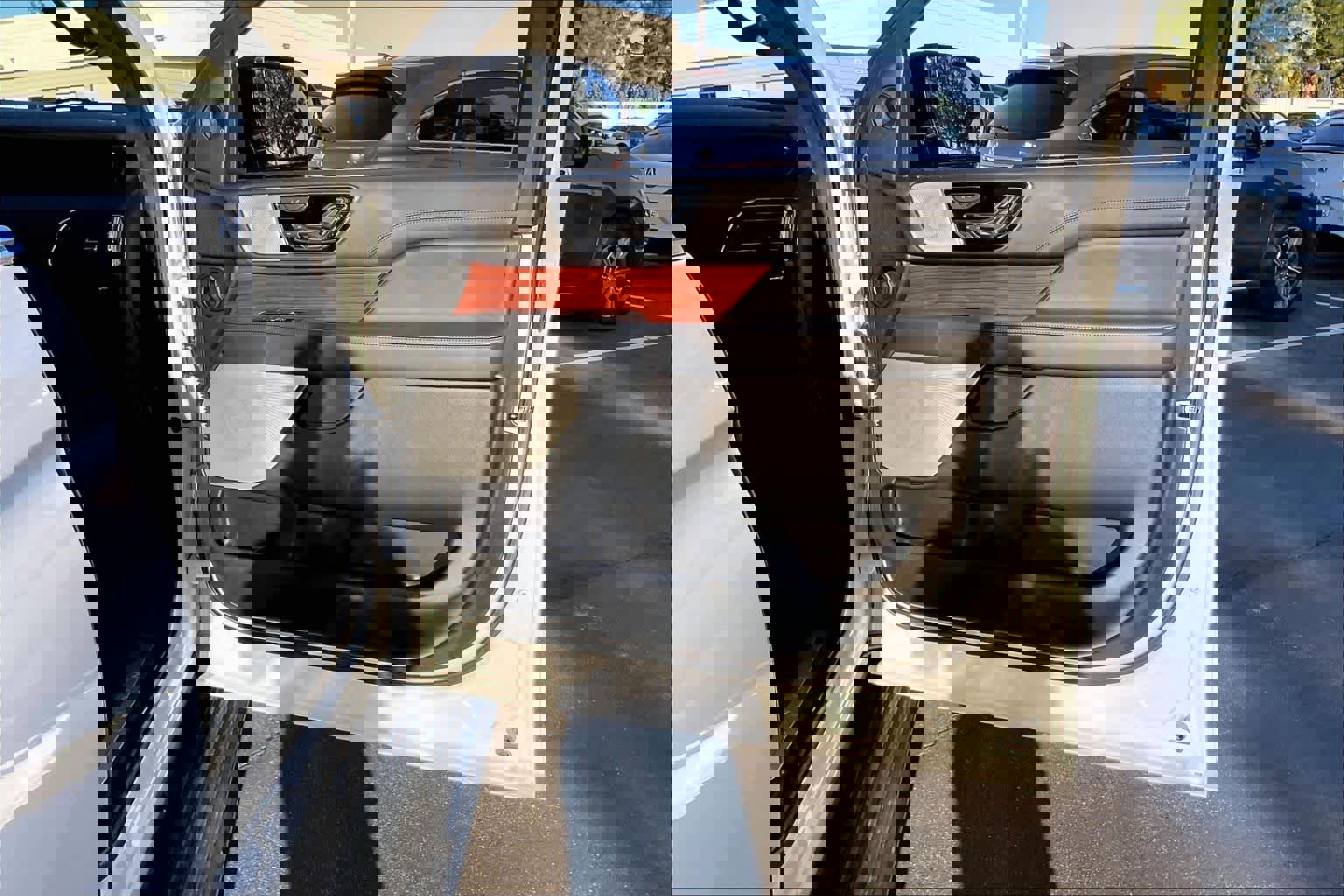 Used 2023 Lincoln Navigator Reserve image 25