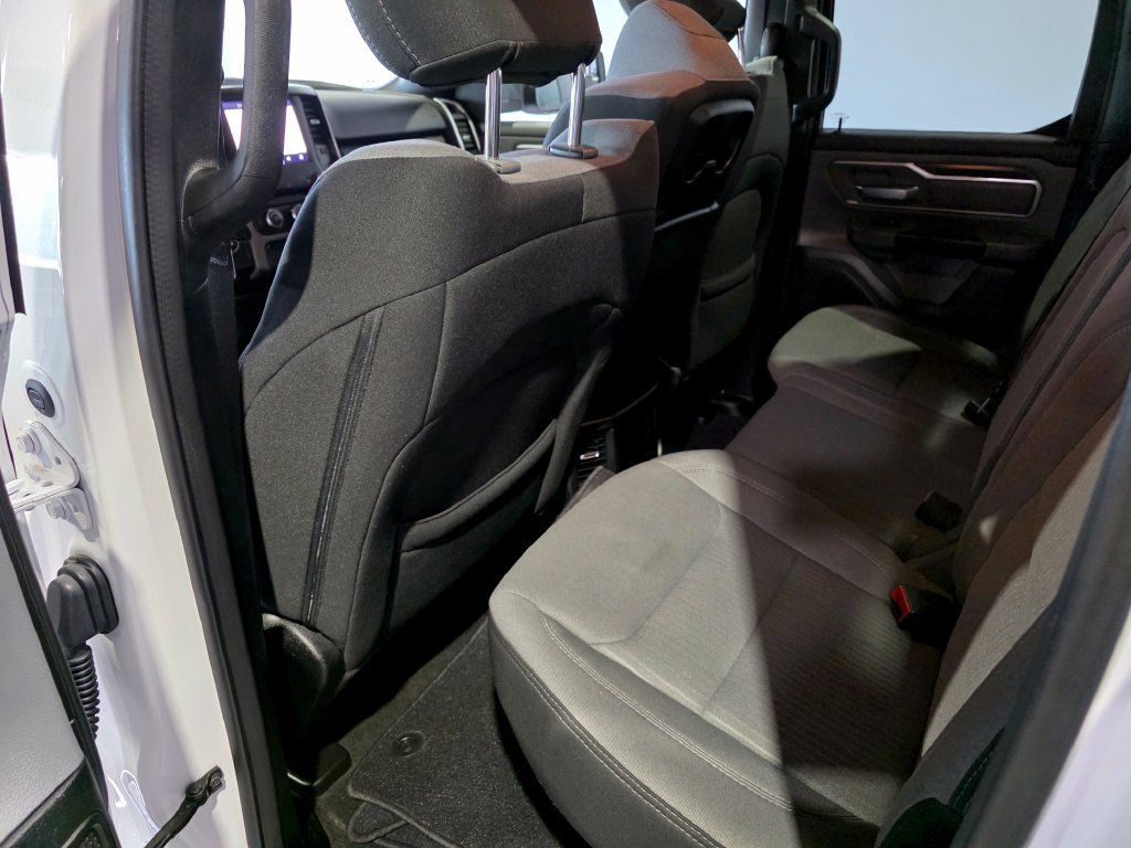 Used 2022 RAM 1500 Big Horn AWD/4WD image 15