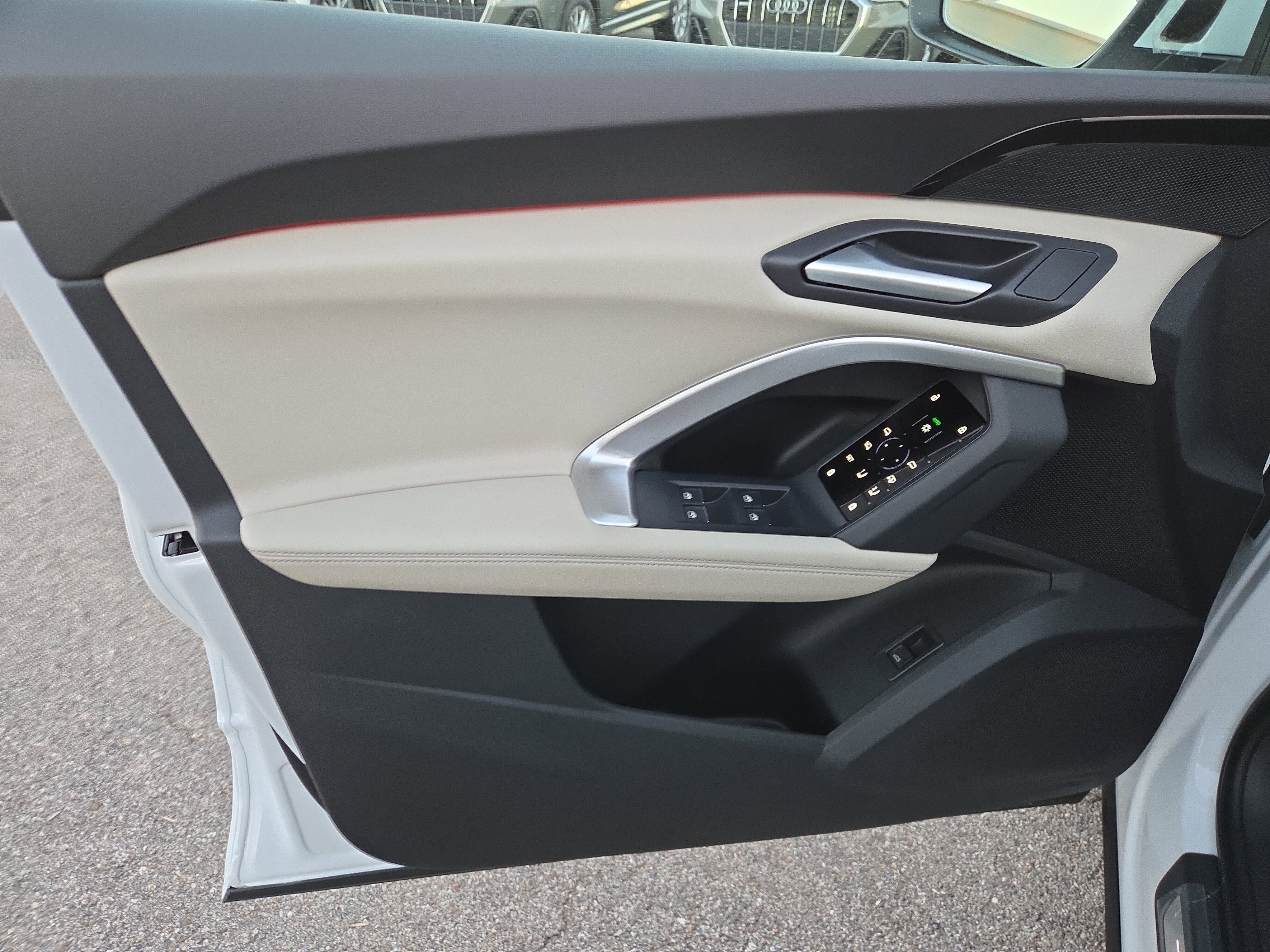 New 2025 Audi Q5 Premium image 5