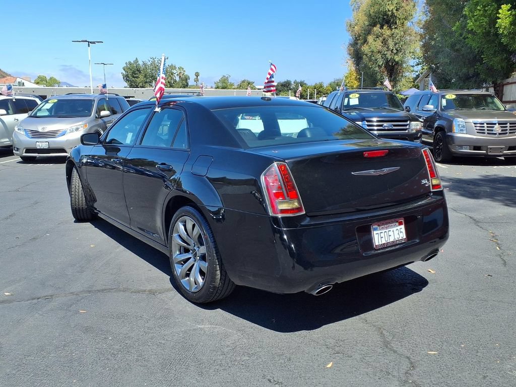 Used 2014 Chrysler 300 S w/ Light Group RWD image 4
