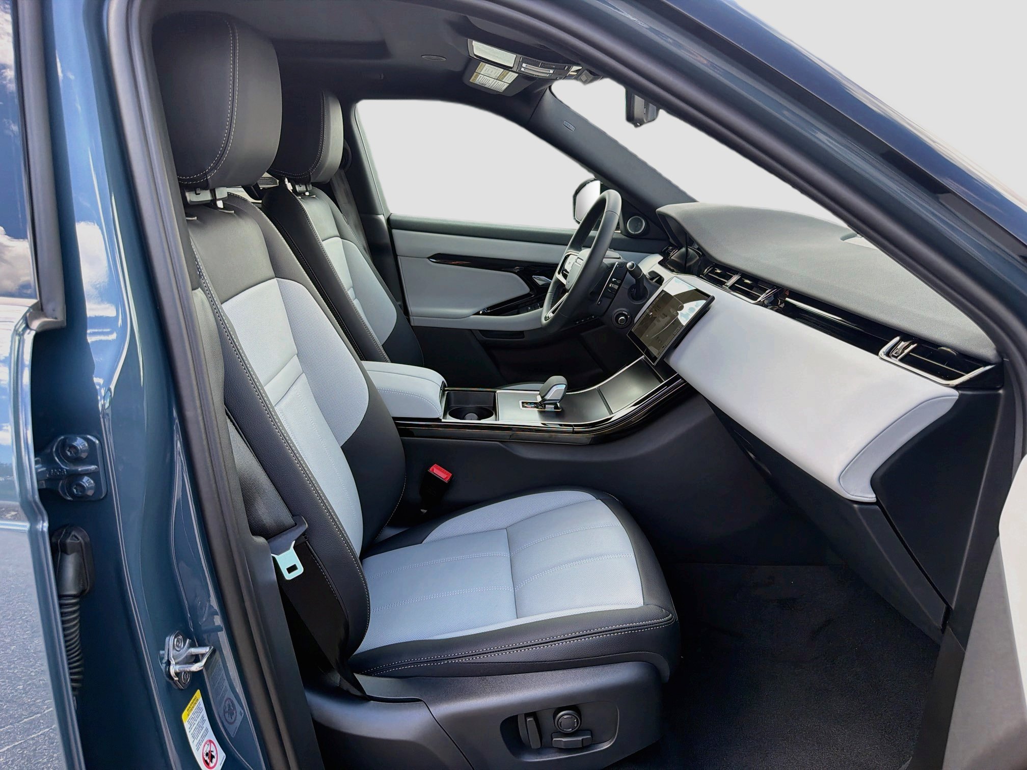 New 2026 Land Rover Range Rover Evoque Hoxton AWD/4WD image 15