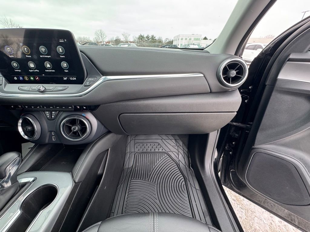 Used 2023 Chevrolet Blazer LT AWD/4WD image 29