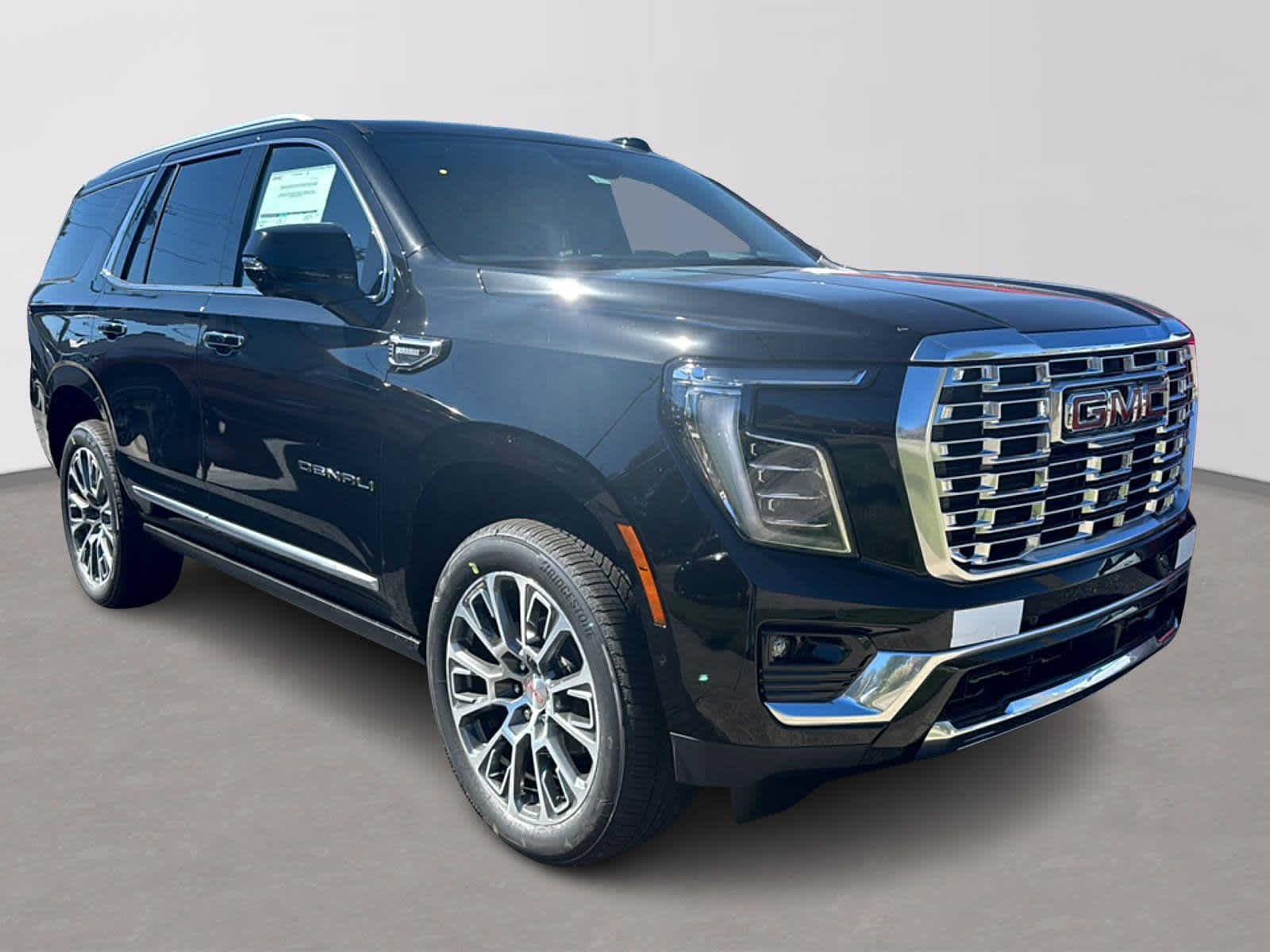 New 2027 GMC Yukon Denali w/ Denali Reserve Package AWD/4WD image 2