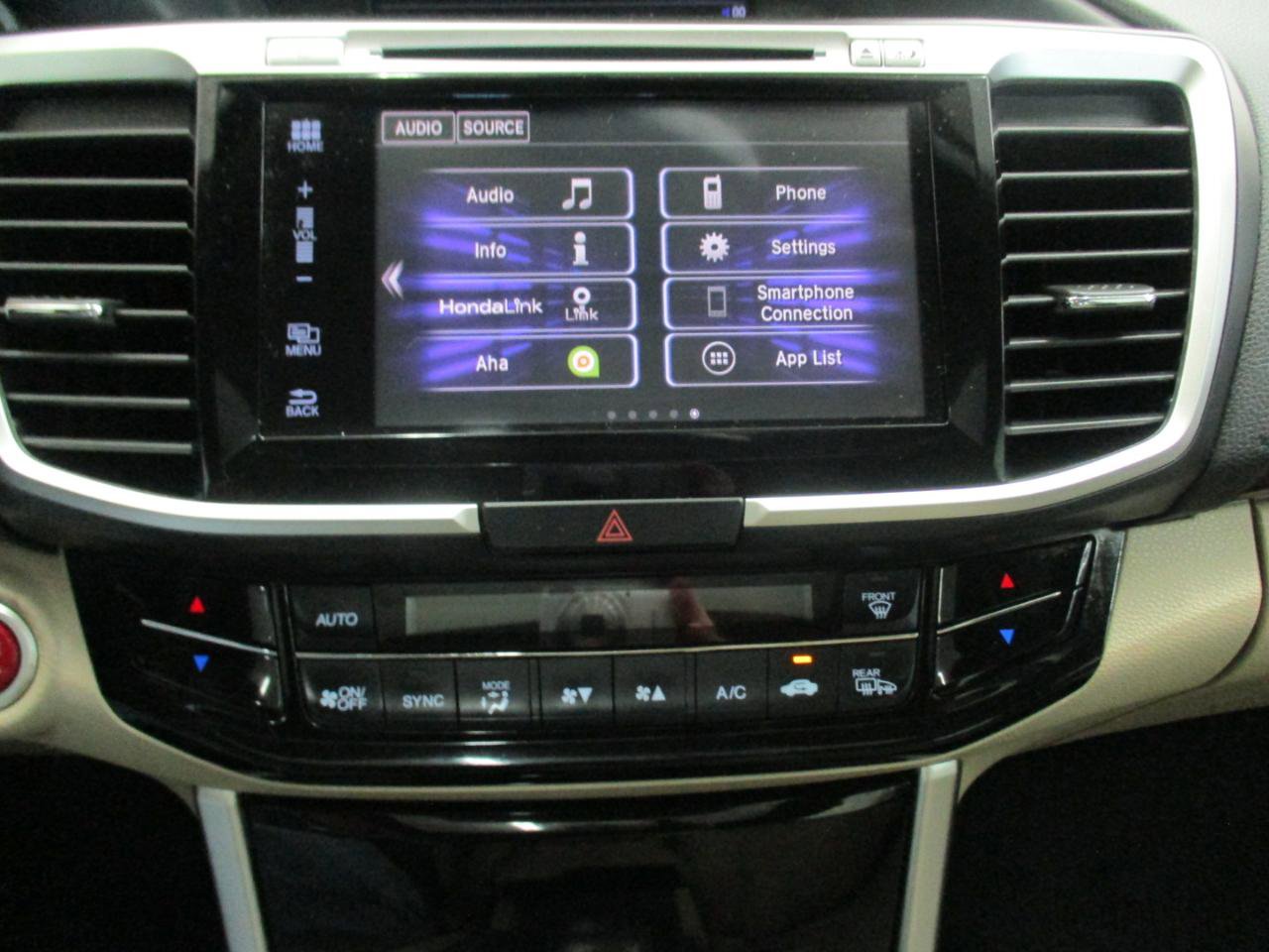 Used 2017 Honda Accord EX-L image 22