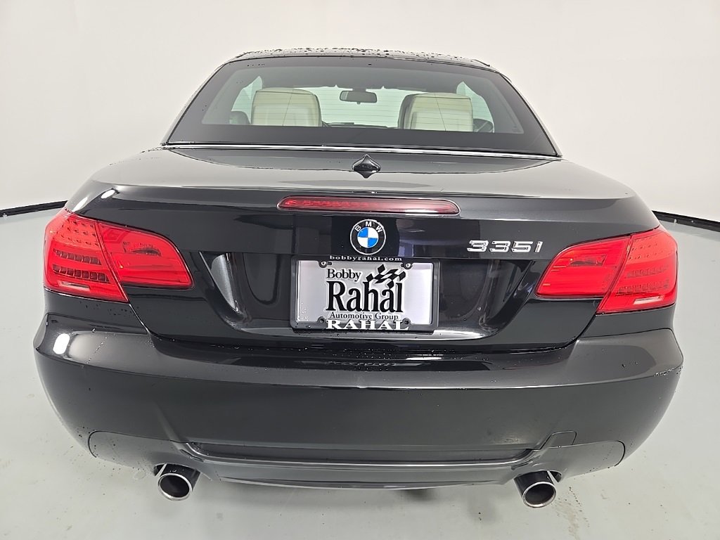 Used 2013 BMW 335i Convertible image 5