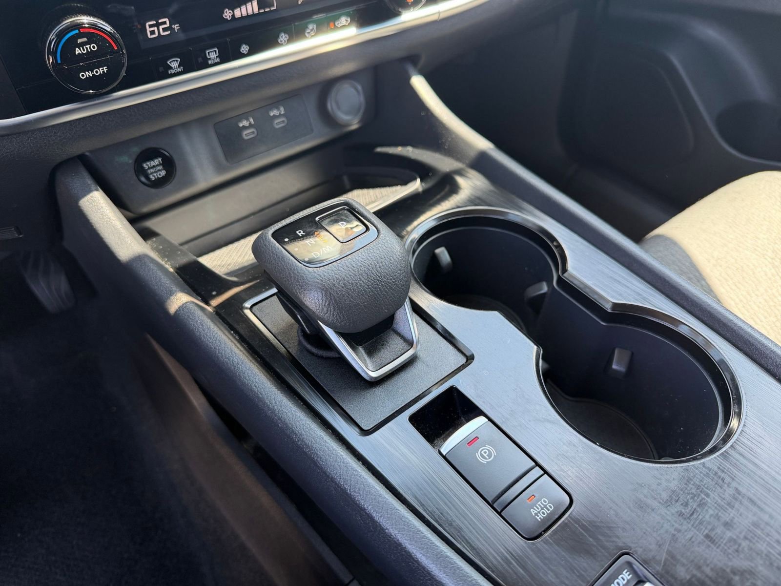 Used 2025 Nissan Rogue SV FWD image 42