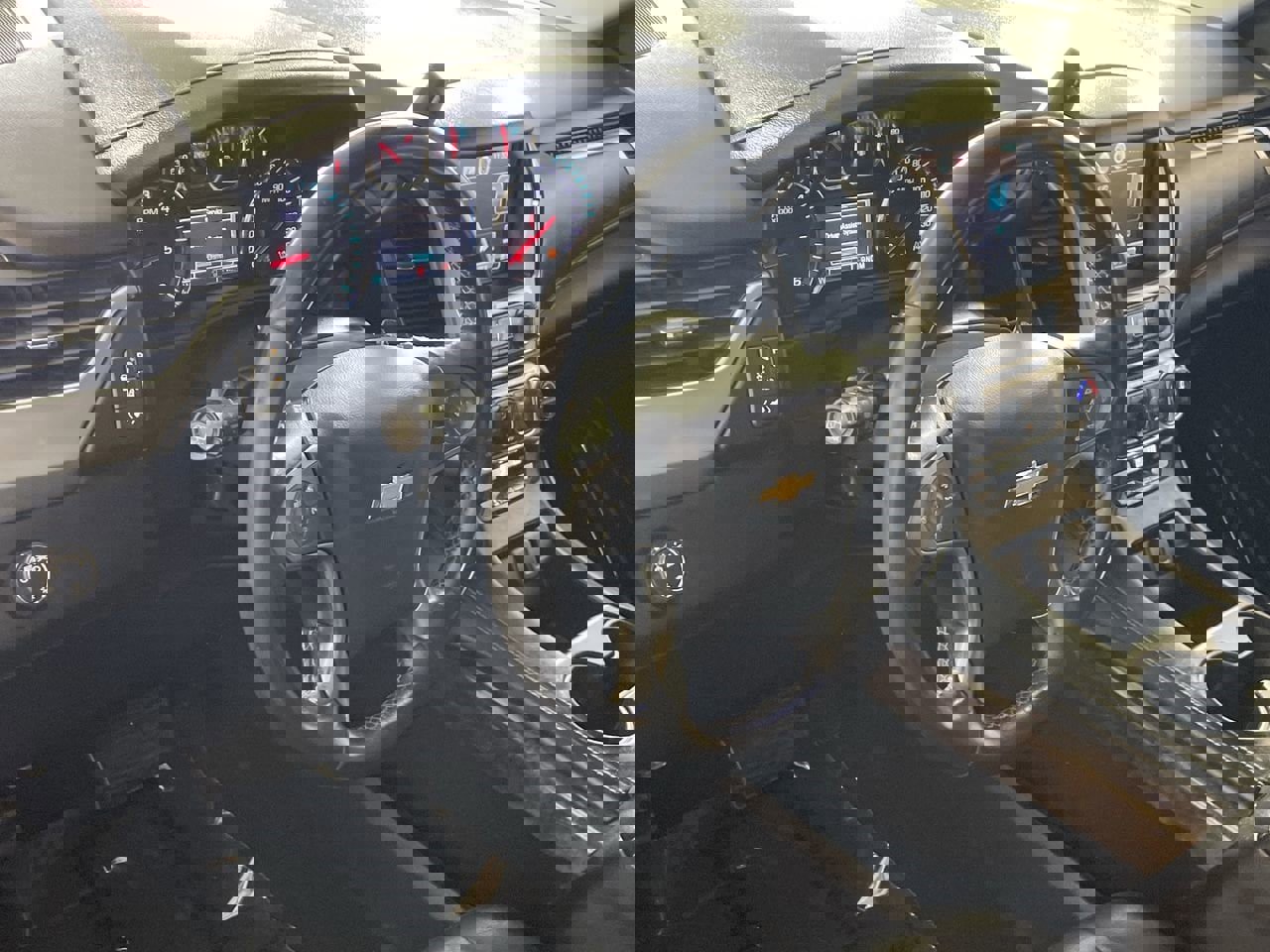 Used 2015 Chevrolet Tahoe LT image 10