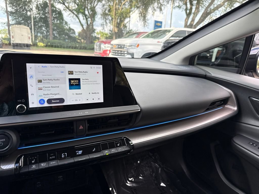 Used 2023 Toyota Prius XLE FWD image 45