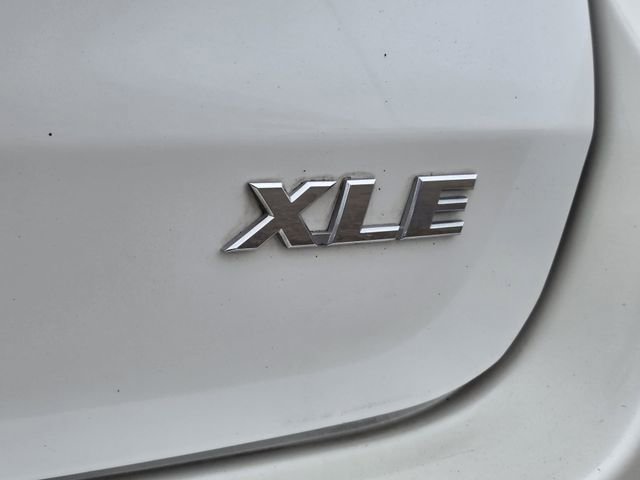 Used 2016 Toyota Highlander XLE image 30