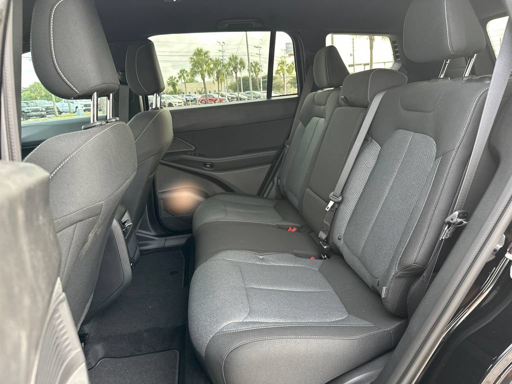 New 2026 Jeep Cherokee Laredo AWD/4WD image 13