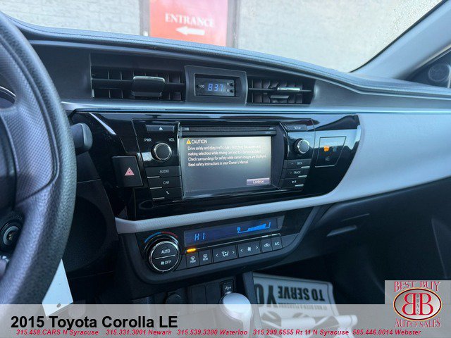 Used 2015 Toyota Corolla LE FWD image 17