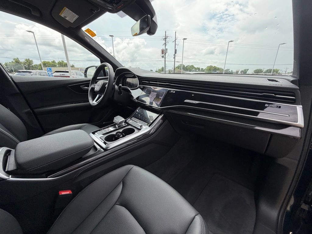 Certified 2025 Audi Q7 3.0T Premium Plus w/ Premium Plus Package AWD/4WD image 27