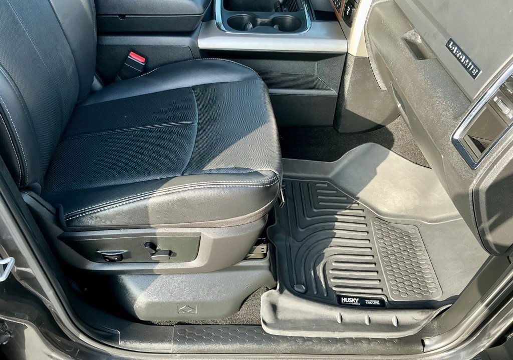 Used 2018 RAM 2500 Laramie w/ Convenience Group image 23