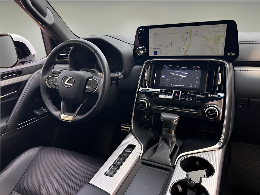 Used 2025 Lexus LX 600 F Sport w/ Accessory Package (2T) AWD/4WD image 6
