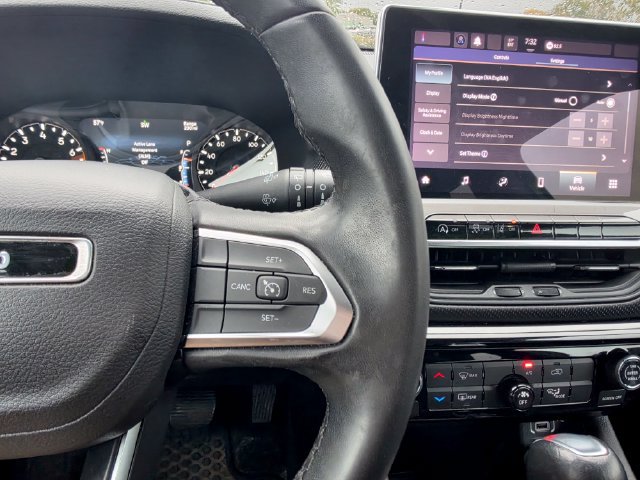 Used 2023 Jeep Compass Latitude AWD/4WD image 20