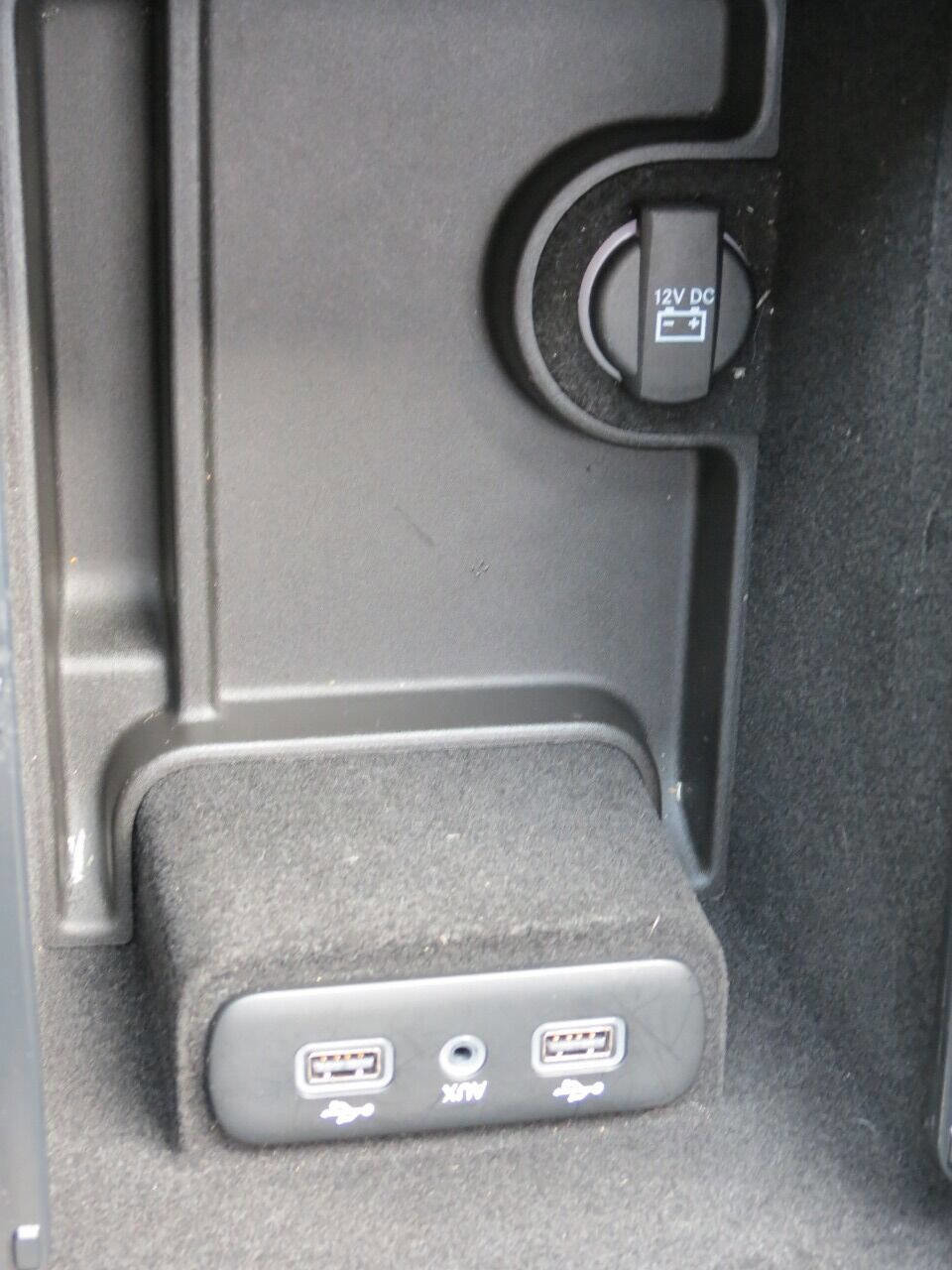 Used 2018 Dodge Charger GT image 23