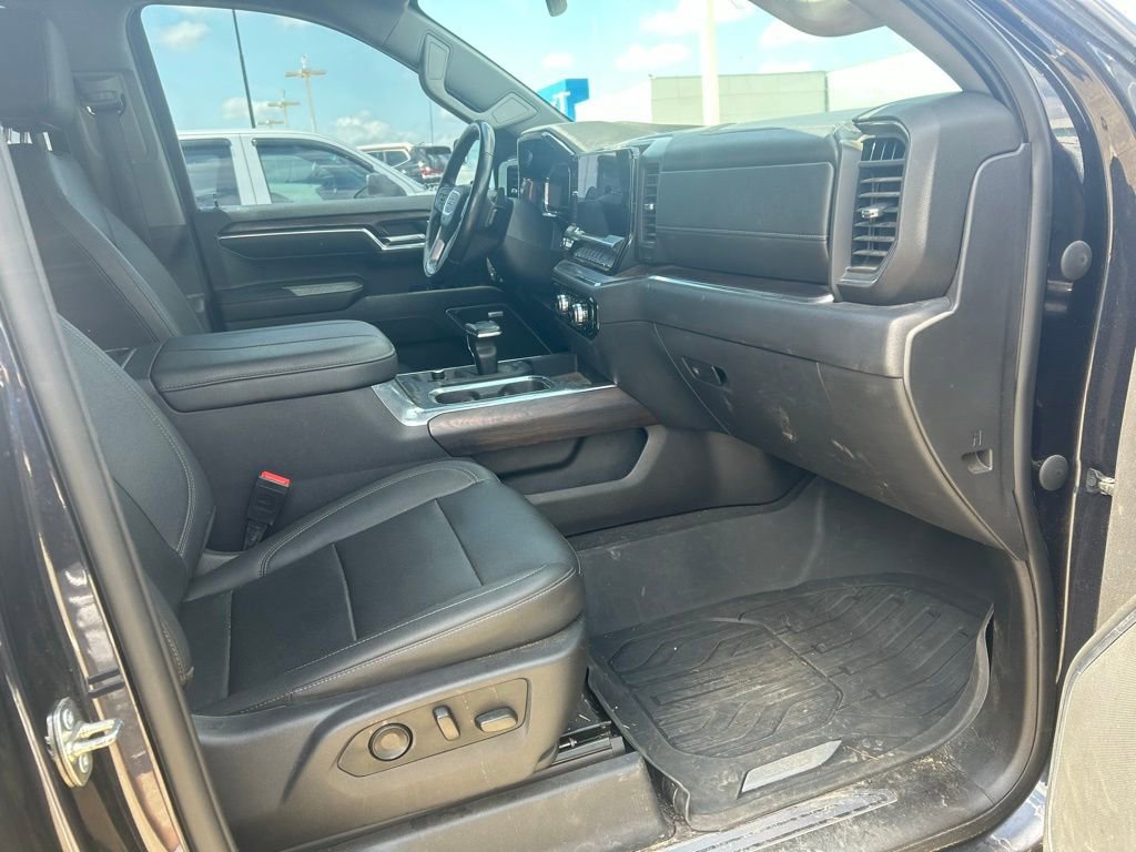Used 2023 GMC Sierra 1500 SLT w/ SLT Premium Package AWD/4WD image 12