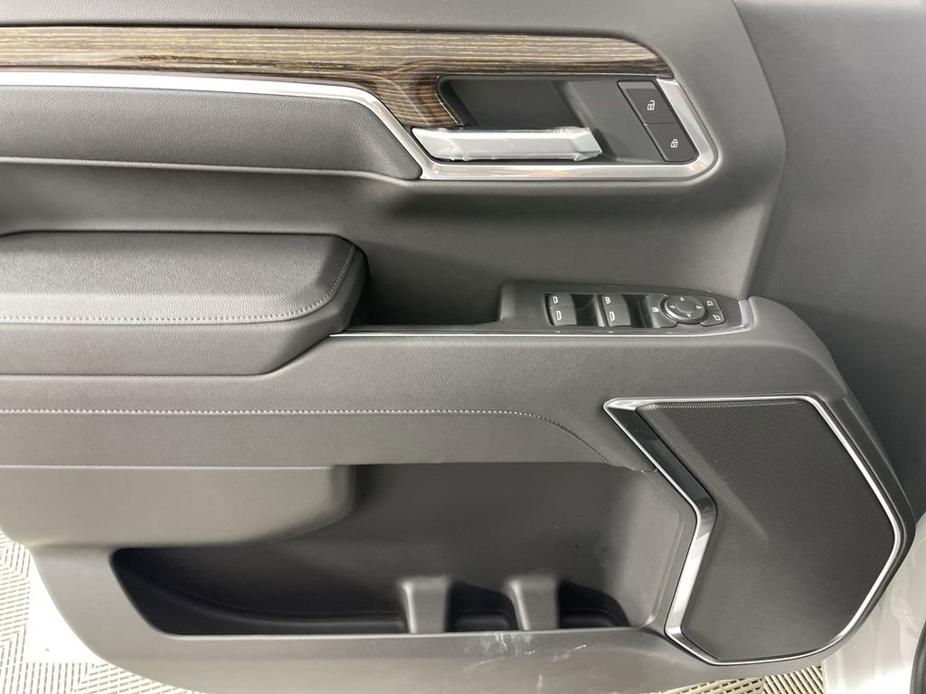 Used 2025 GMC Sierra 1500 SLE image 22