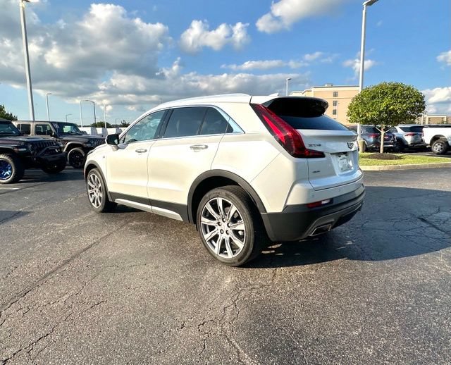 Used 2021 Cadillac XT4 Premium Luxury AWD/4WD image 11