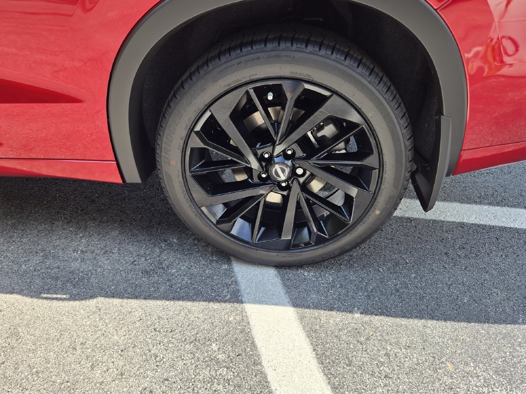 New 2026 Nissan Rogue Platinum AWD/4WD image 9