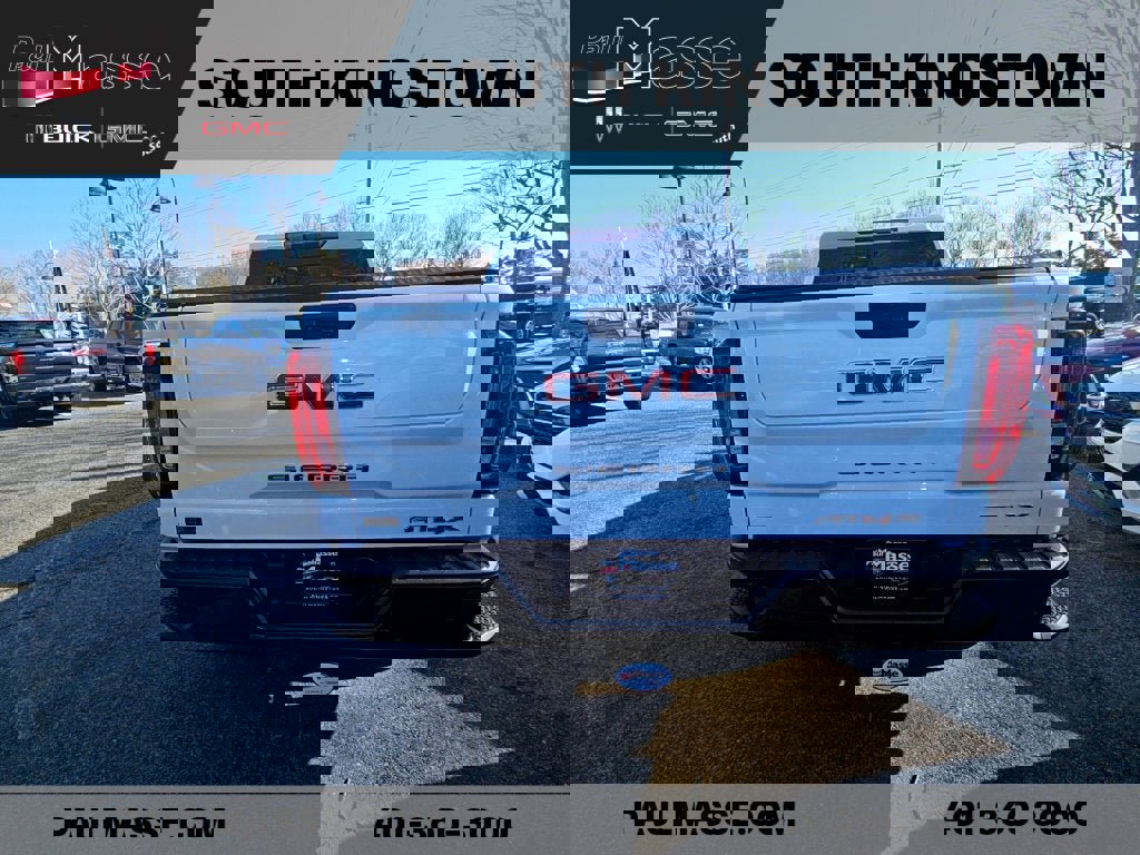 Used 2024 GMC Sierra 1500 AT4X image 4