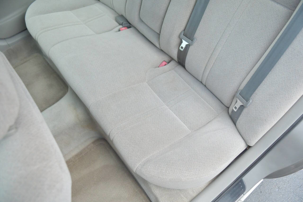 Used 2001 Toyota Camry XLE image 11