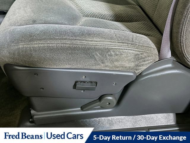 Used 2006 Chevrolet Silverado 2500 LT w/ Snow Plow Prep Package image 17