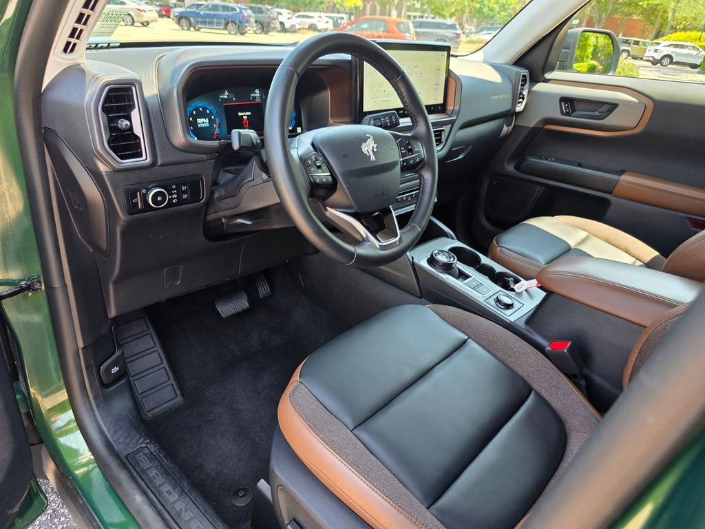 Used 2025 Ford Bronco Sport Outer Banks w/ Outer Banks Tech Package+ AWD/4WD image 11