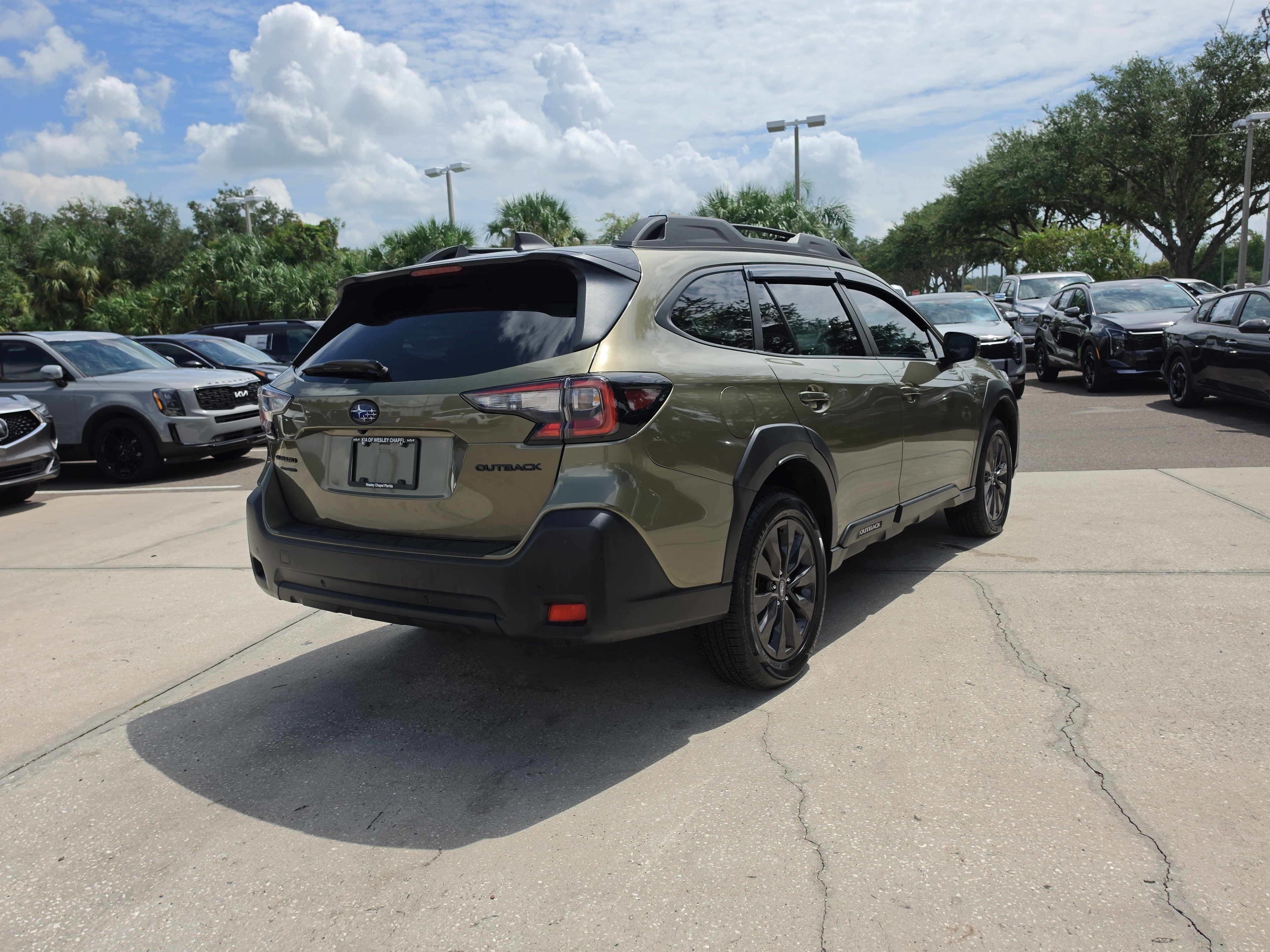 Used 2025 Subaru Outback Onyx Edition AWD/4WD image 8