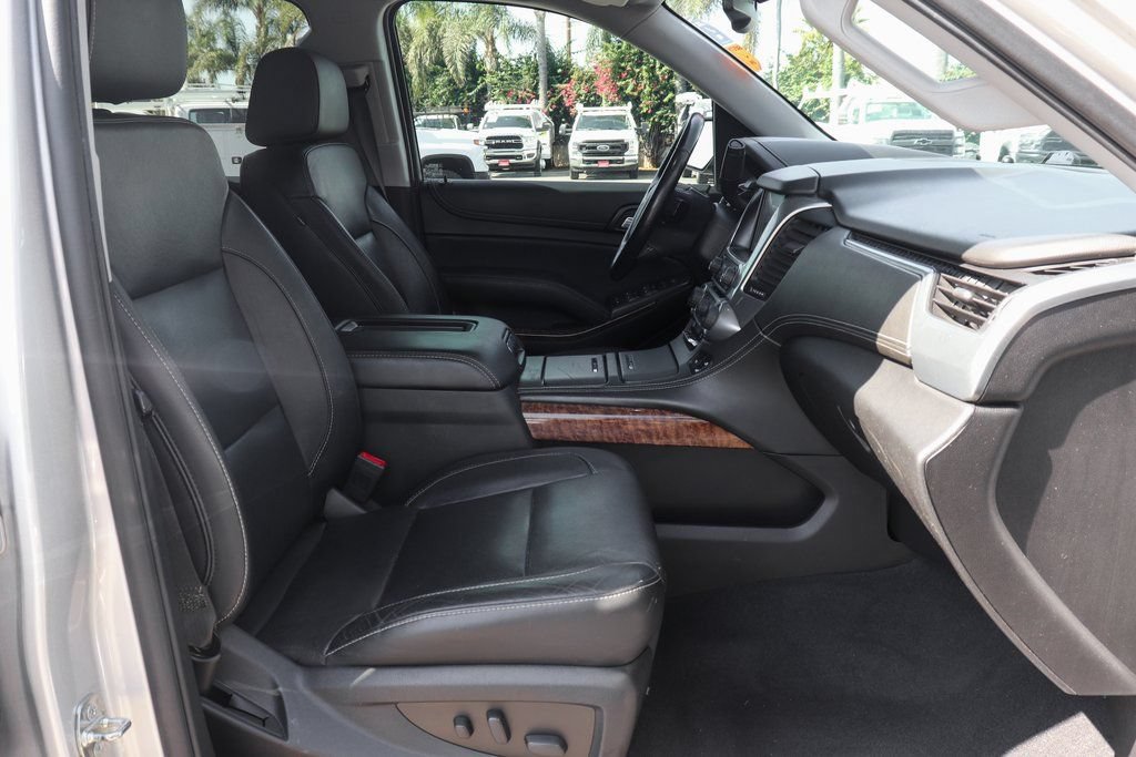 Used 2020 Chevrolet Suburban Premier RWD image 47