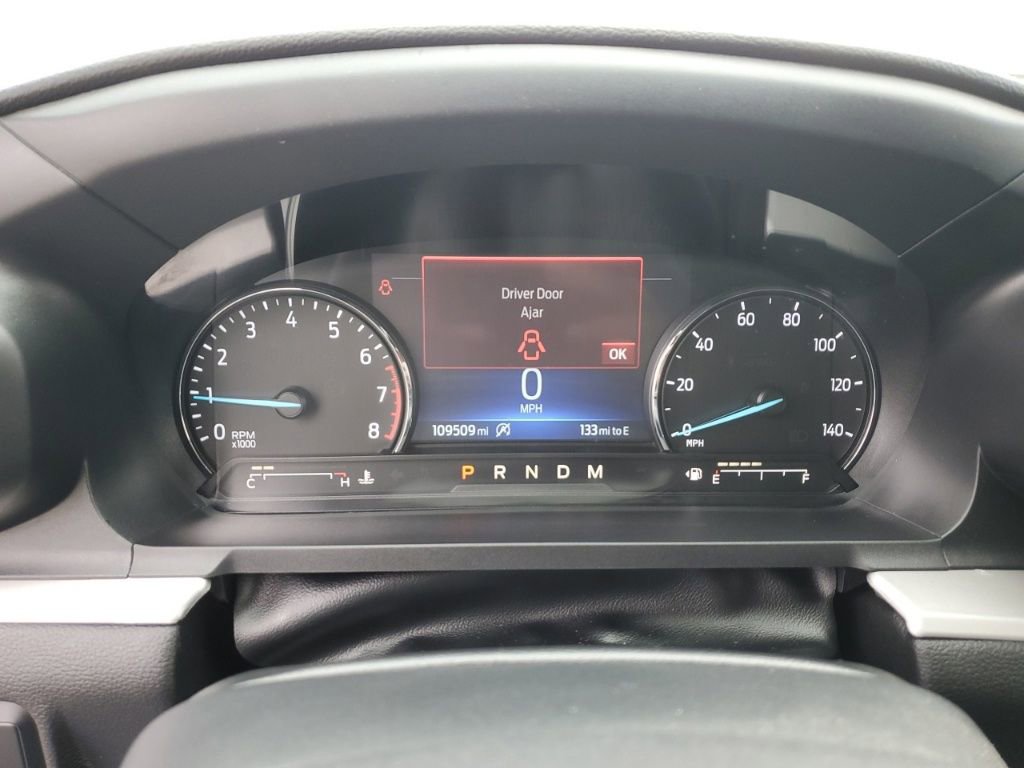 Used 2020 Ford Explorer XLT w/ Comfort Package image 11