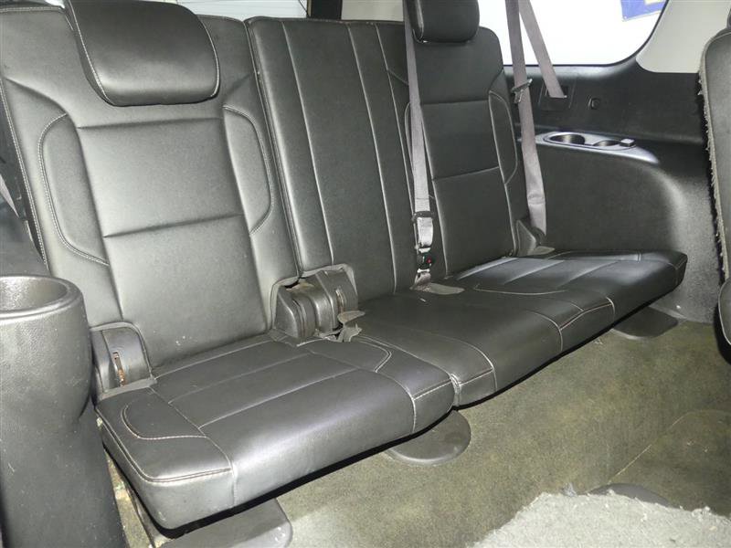 Used 2017 Chevrolet Suburban LT image 28