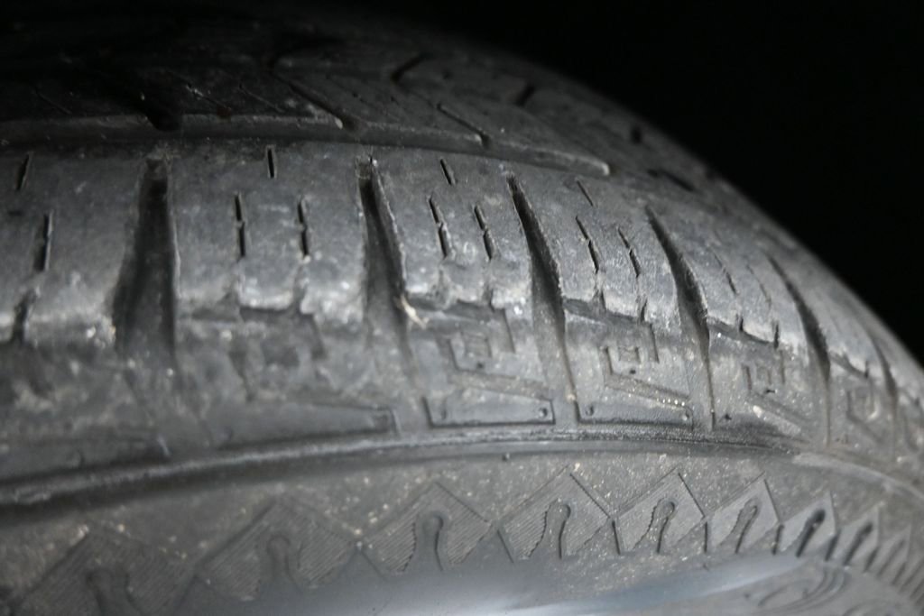Used 2023 Chrysler Pacifica Limited FWD image 31