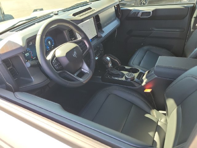 New 2026 Ford Bronco Badlands AWD/4WD image 3