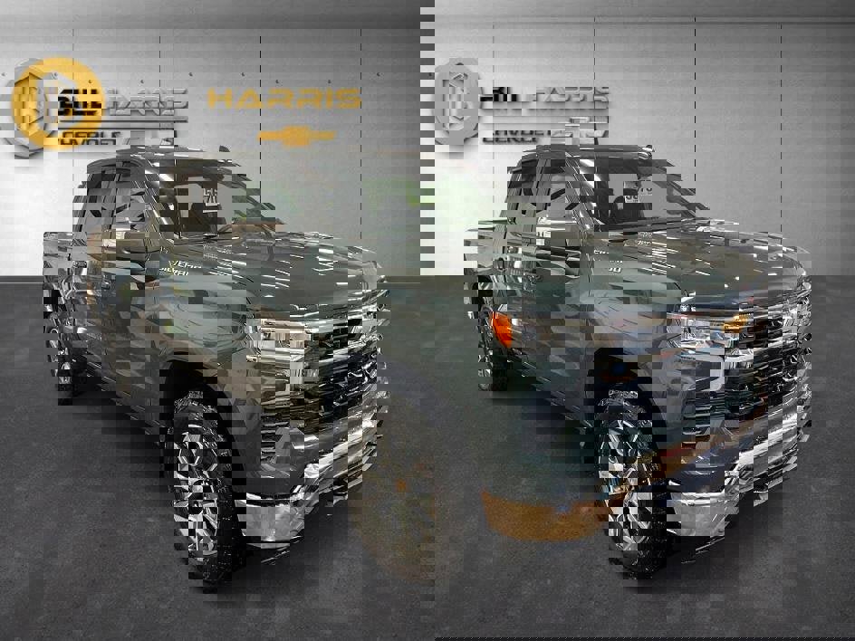 New 2026 Chevrolet Silverado 1500 LT image 3
