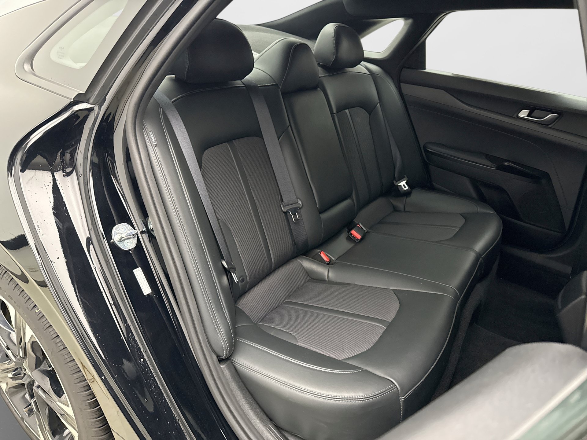 Used 2024 Kia K5 GT-Line w/ GT-Line Premium Package FWD image 18