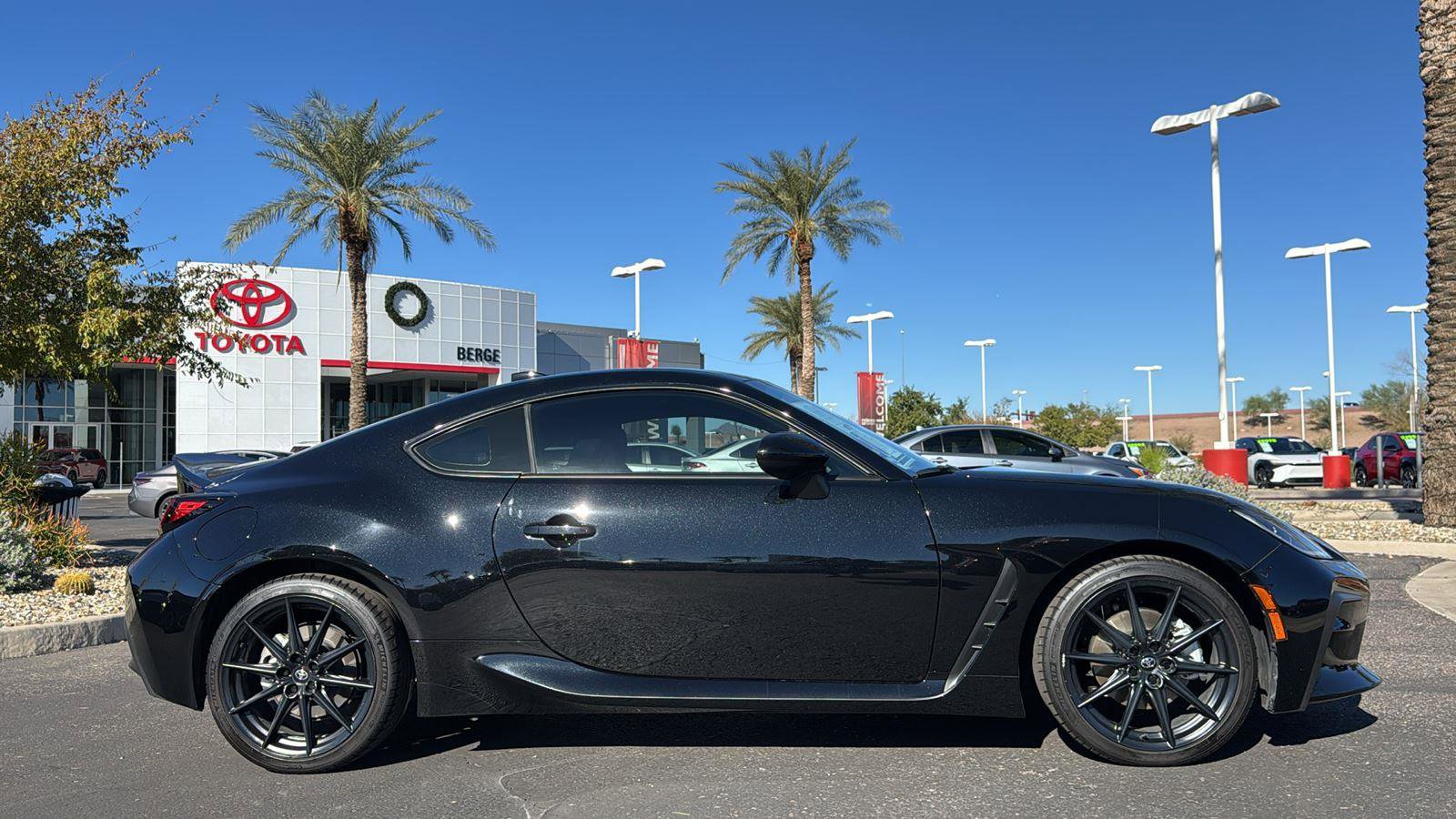 Used 2023 Toyota GR86 Premium image 8