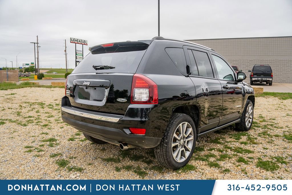 Used 2017 Jeep Compass High Altitude AWD/4WD image 30