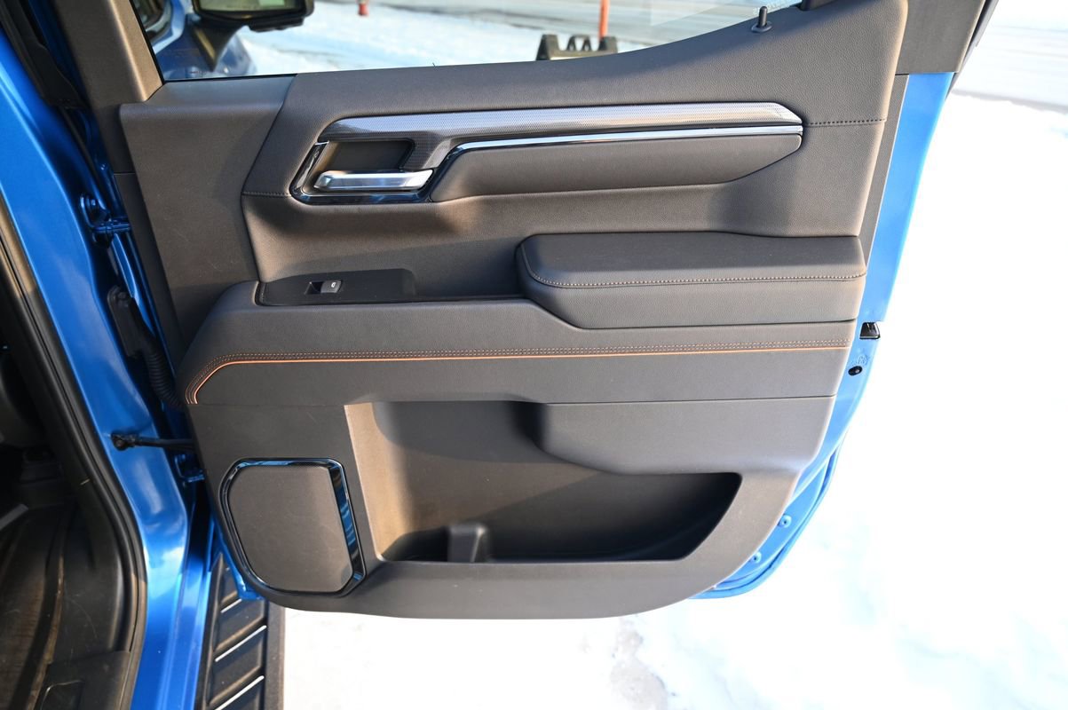 Used 2022 GMC Sierra 1500 AT4 w/ AT4 Premium Package image 39