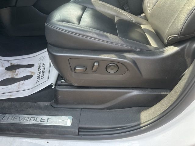 Used 2024 Chevrolet Tahoe LT RWD image 17