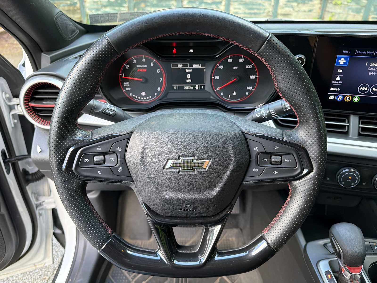 Certified 2024 Chevrolet Trax RS w/ Driver Confidence Package FWD image 11