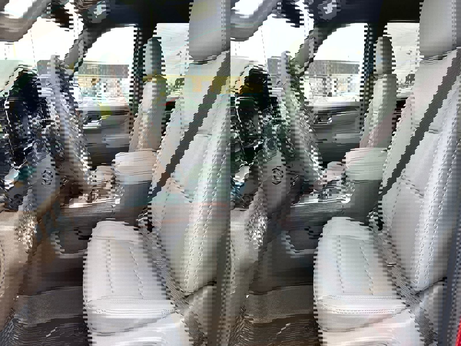 New 2026 GMC Sierra 1500 SLT w/ SLT Premium Package image 15