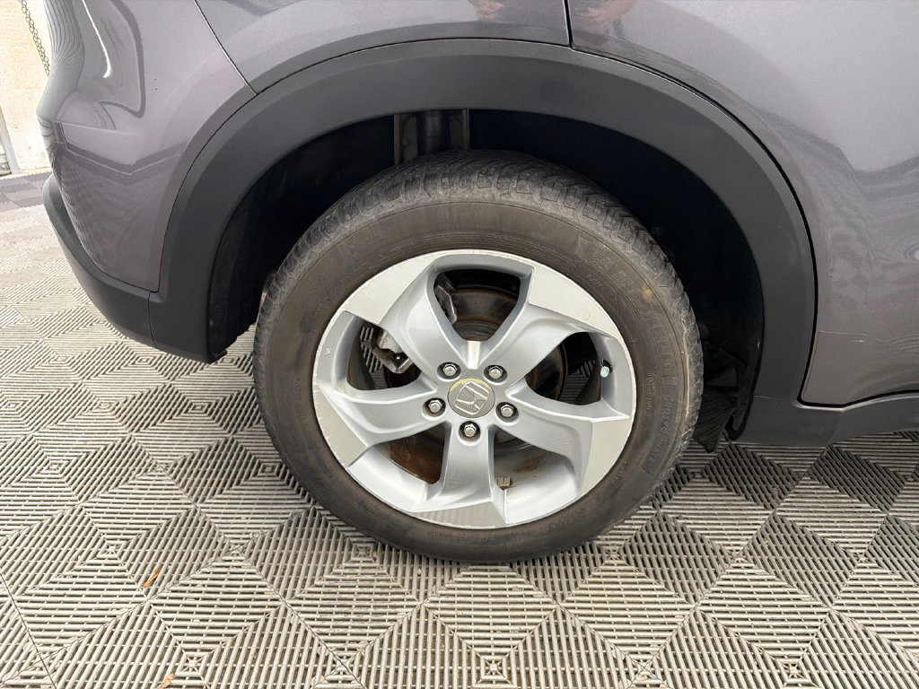 Used 2016 Honda HR-V EX image 17