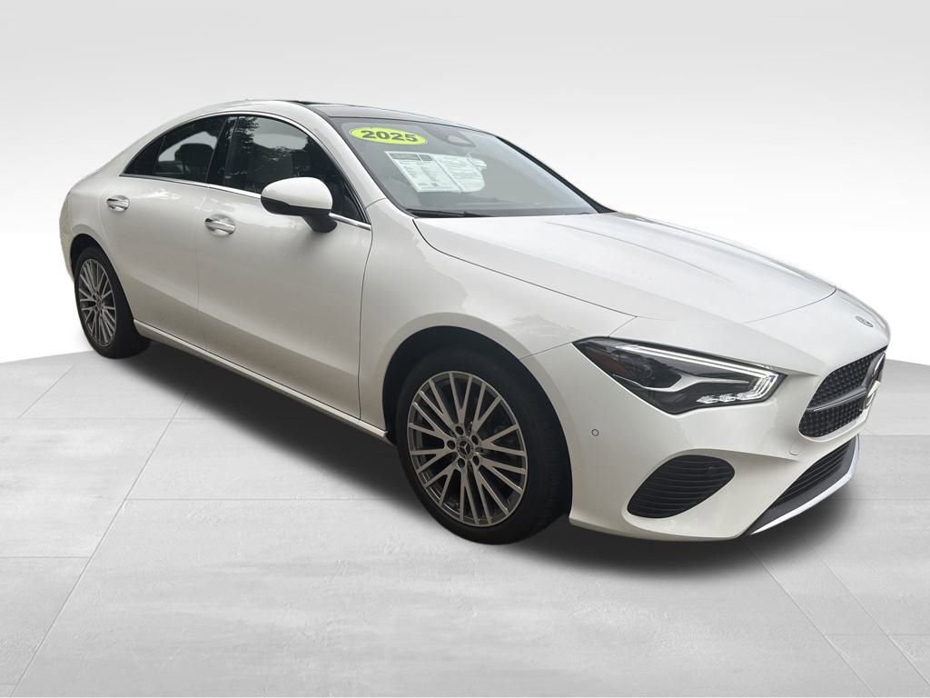 Used 2025 Mercedes-Benz CLA 250 4MATIC image 8