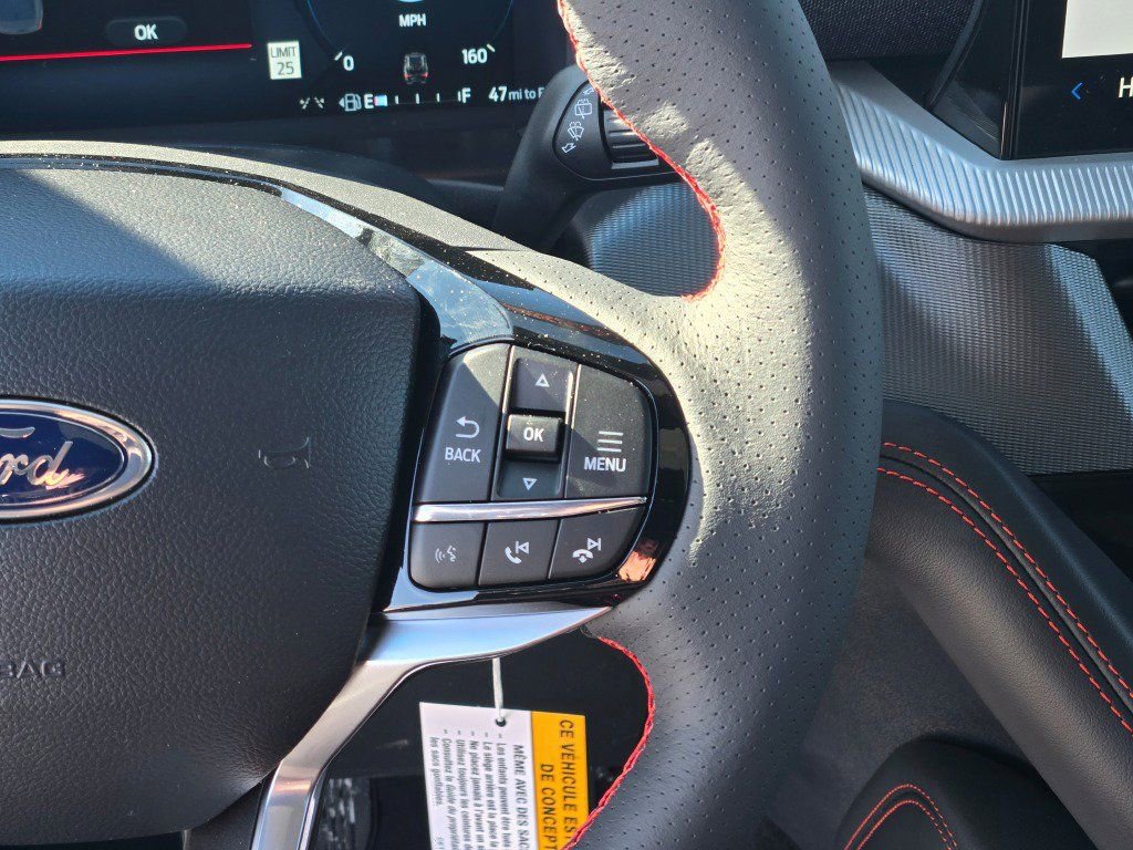 New 2026 Ford Explorer ST-Line w/ ST-Line Street Pack image 32