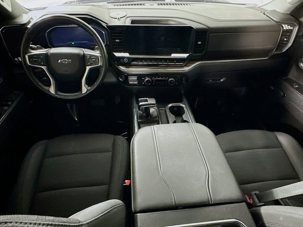 Used 2023 Chevrolet Silverado 1500 RST AWD/4WD image 16