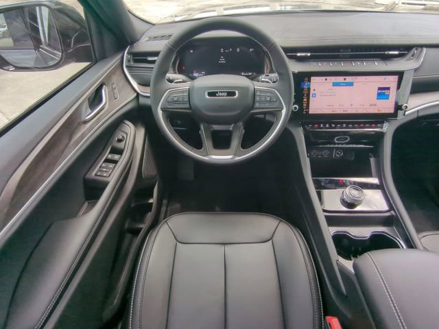 New 2026 Jeep Grand Cherokee L Limited RWD image 19