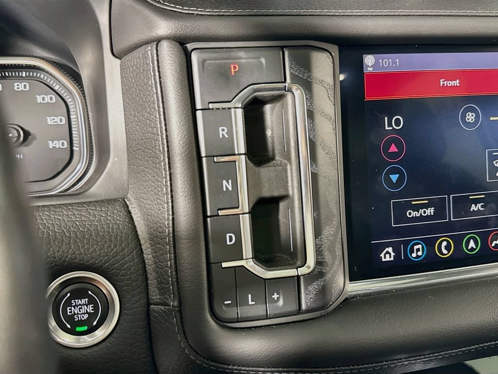 Used 2021 GMC Yukon XL Denali AWD/4WD image 17