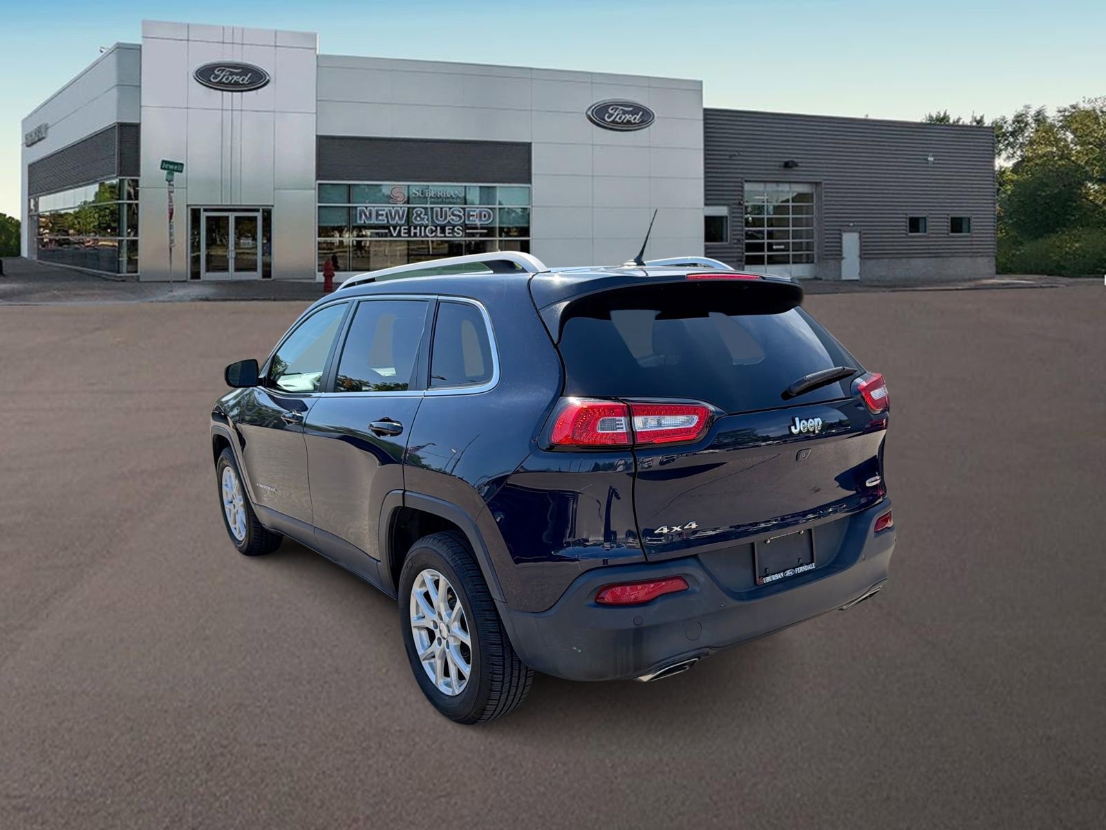 Used 2015 Jeep Cherokee Latitude w/ Comfort/Convenience Group AWD/4WD image 8
