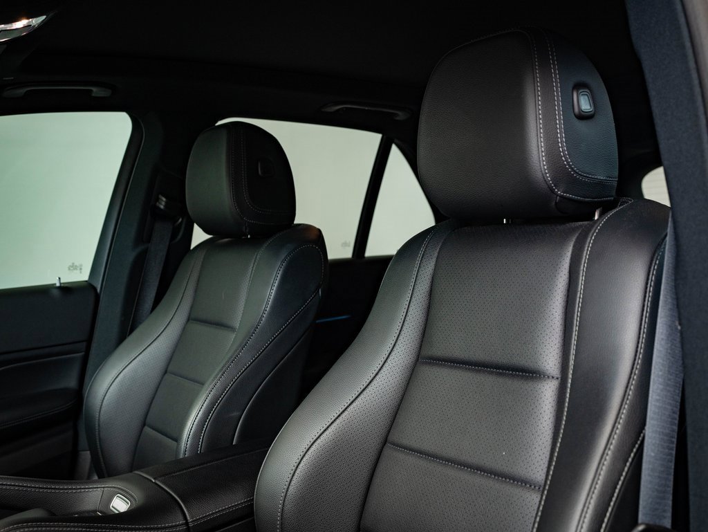 Used 2022 Mercedes-Benz GLE 450 4MATIC image 25